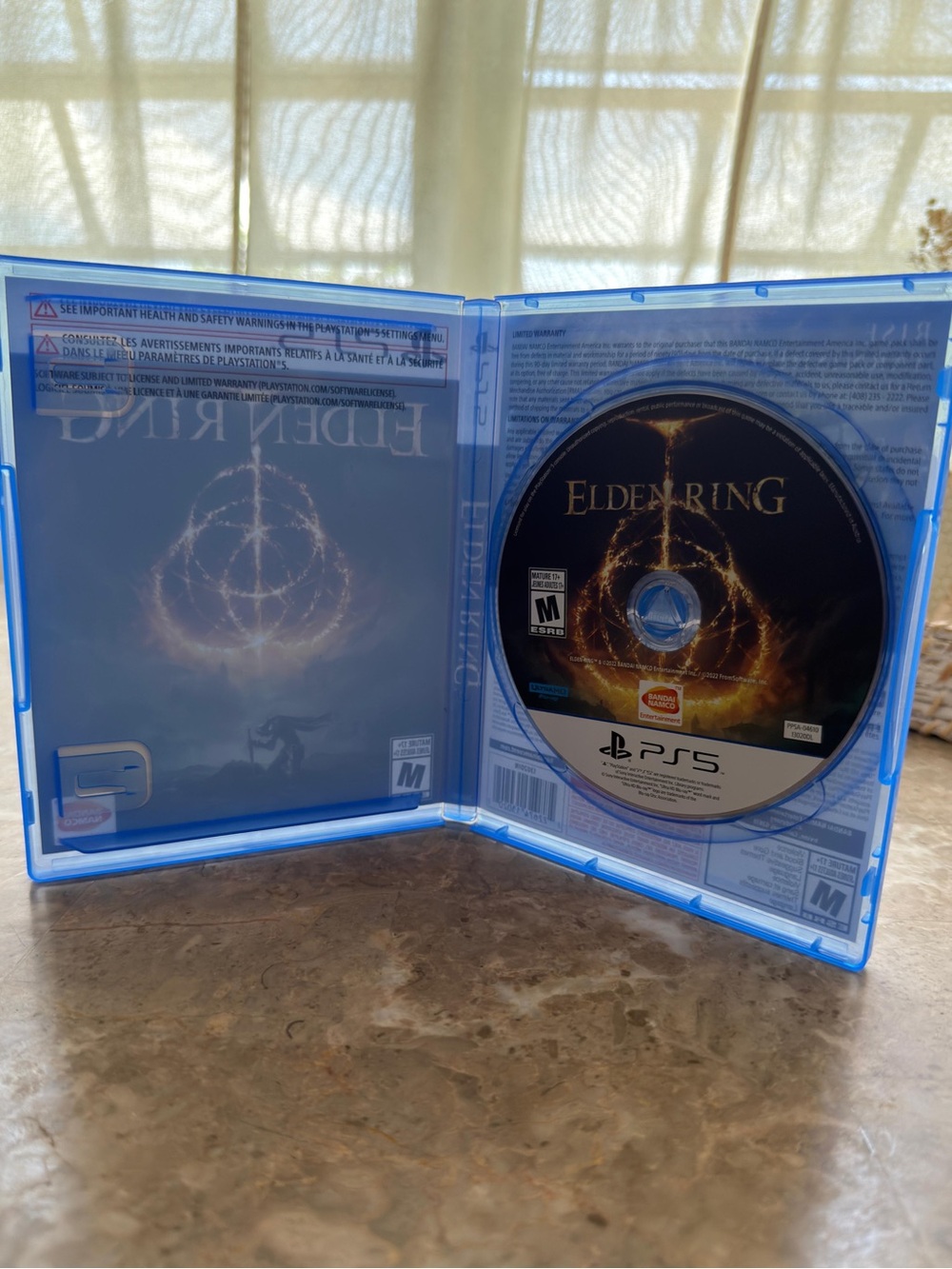 Sony PS5 Elden Ring - Black & Gold Cover - Picture 2 of 3